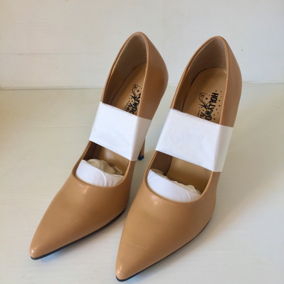 Hollywood Heels, High Heel Pump, color Camel, sizes 5.5 M, 6 M, 8 M, new - Picture 2 of 6